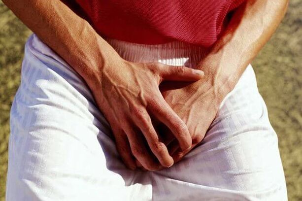 pain in the testicles of a man