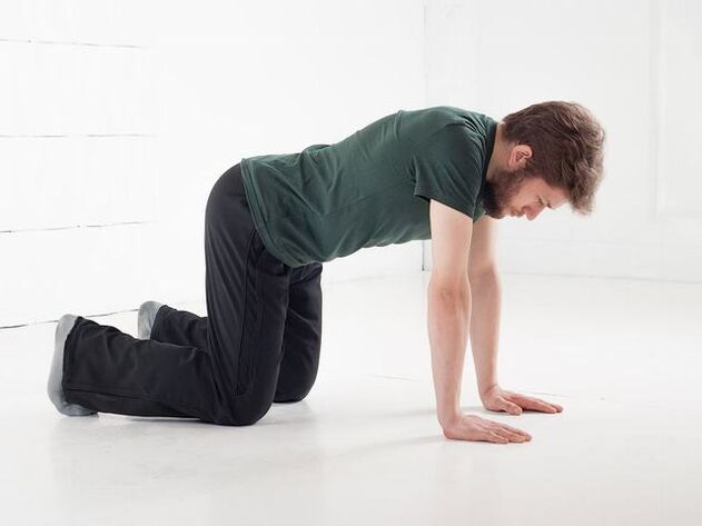 Stretching and pendulum, standing on all fours, will help strengthen power